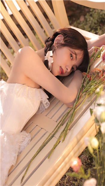 ay44青苹果影院理论片