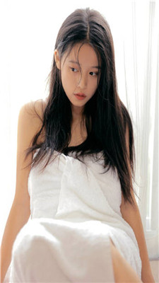 新疆女rapper18岁视频